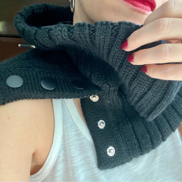 Stella McCartney for Adidas neck warmer - Picture 8 of 8